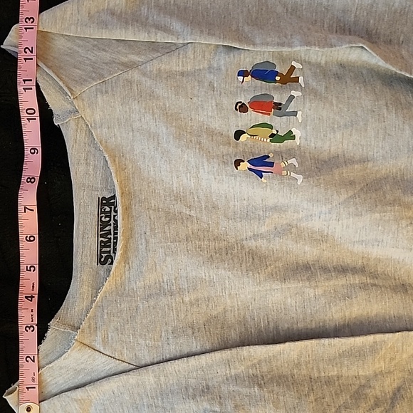 Netflix MD Stranger Things Gray Off-the-Shoulder Sweater - Picture 8 of 11